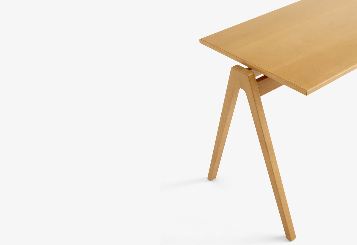 Daystak Table, Robin day, Andtradition