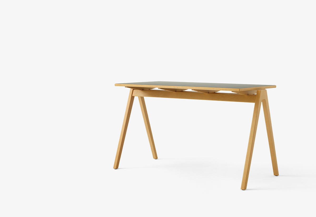 Daystak Table, Robin day, Andtradition