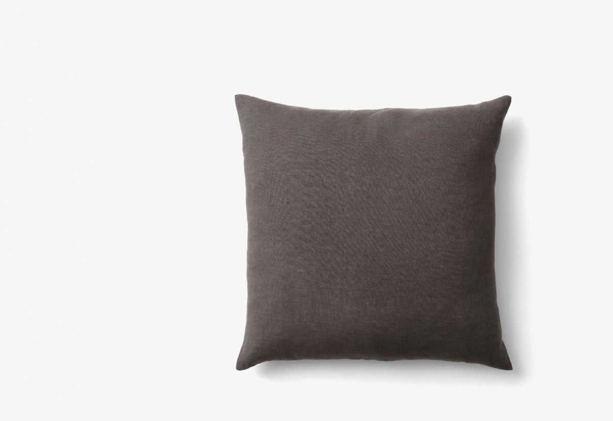 Collect Linen Cushion, Space copenhagen, Andtradition