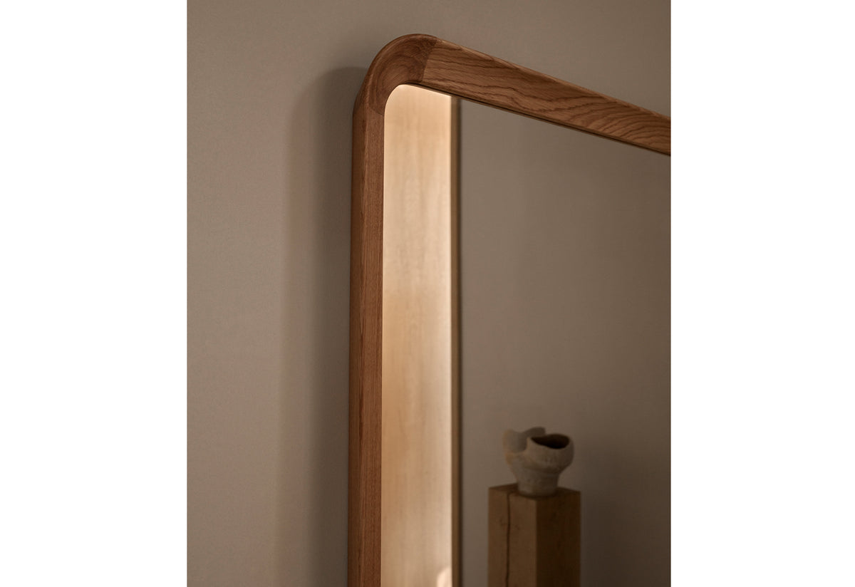 VLA62 Radio House Mirror, Vilhelm lauritzen, Carl hansen and son