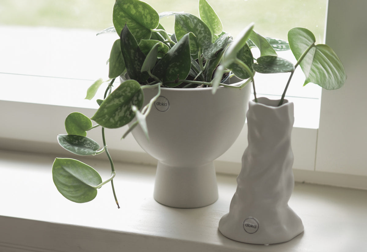 Figure Plant Pot, Dbkd