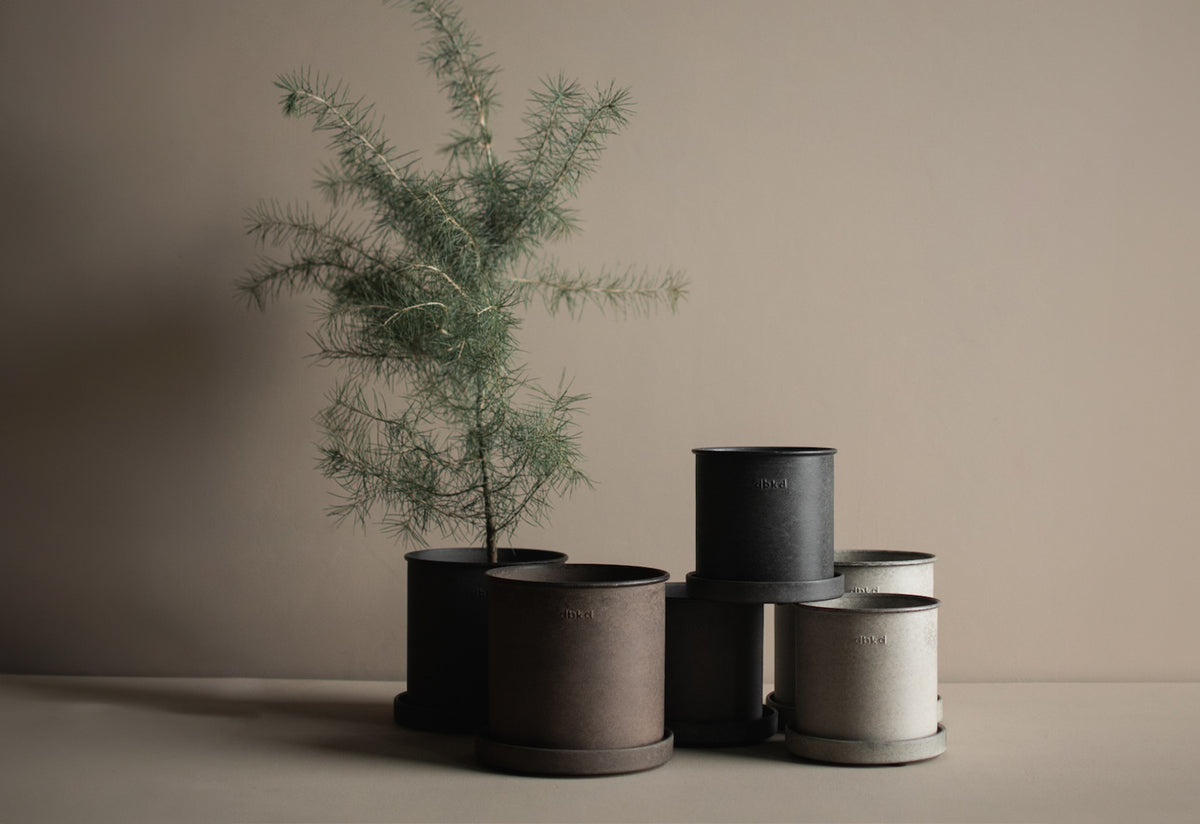 Plant Pot with Tray, Dbkd