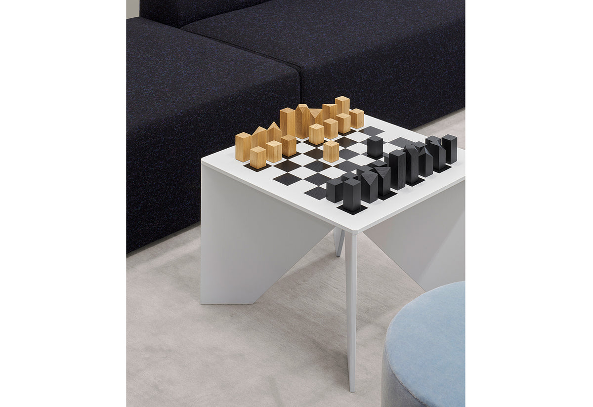 Calvert Chess Table, Ferdinand kramer, E15