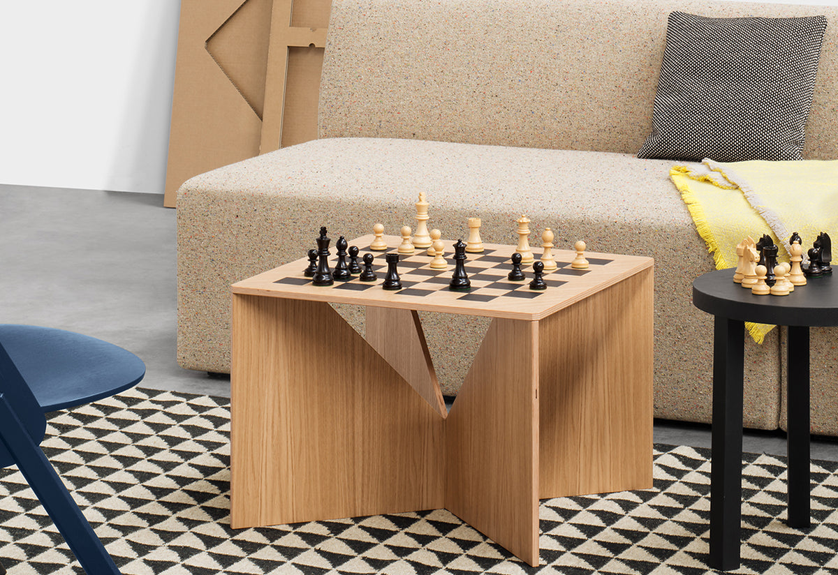 Calvert Chess Table, Ferdinand kramer, E15