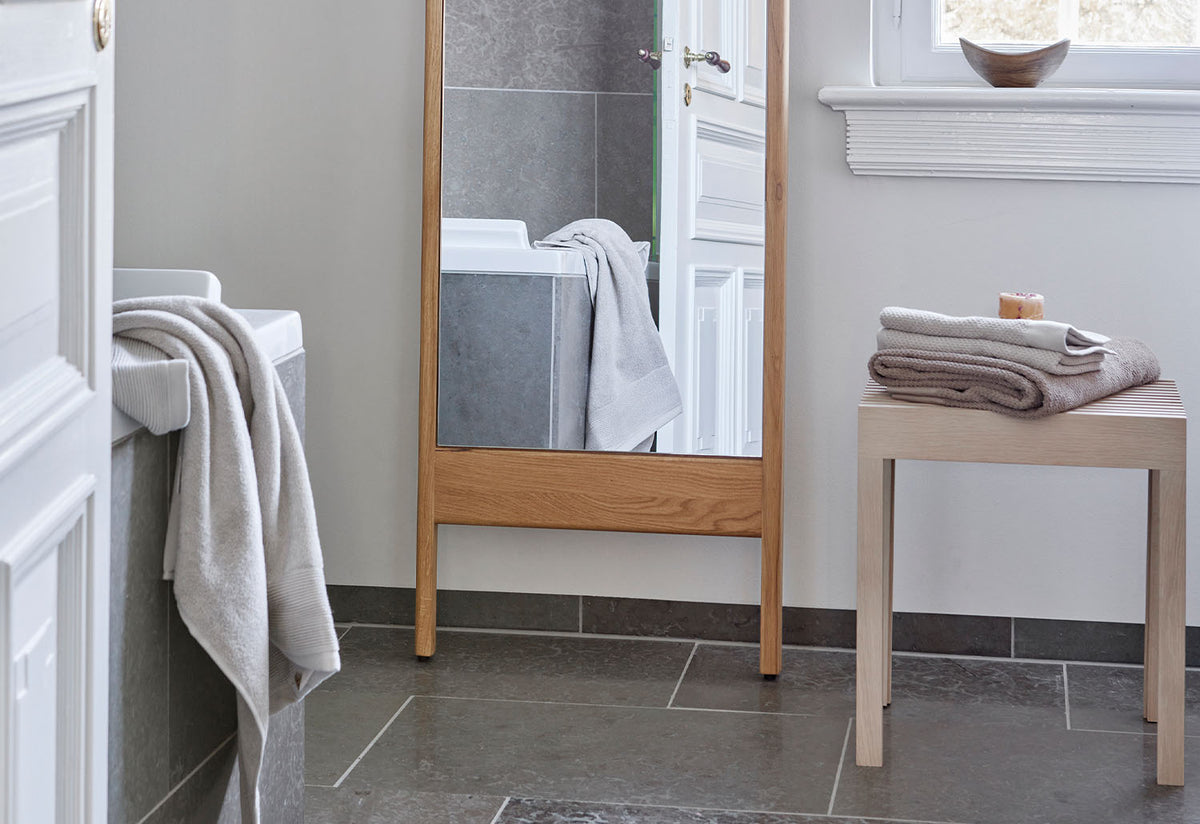 Lightweight Stool, Herman studio, Form and refine