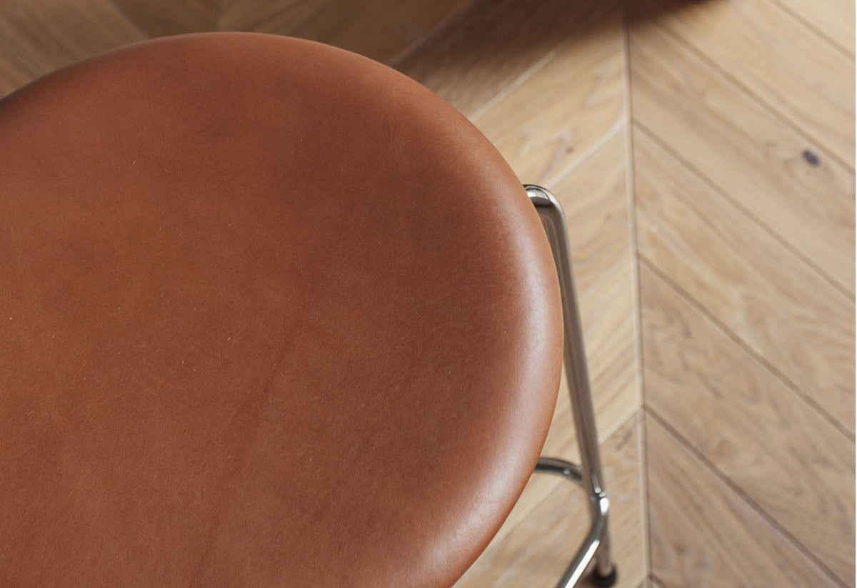 High Dot Counter Stool | 3 Legs, Arne jacobsen, Fritz hansen