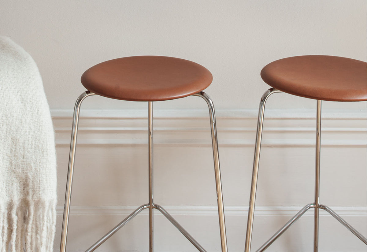 High Dot Counter Stool | 3 Legs, Arne jacobsen, Fritz hansen
