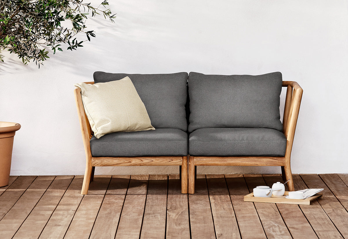 Tradition Two-Seater Sofa, Fritz hansen