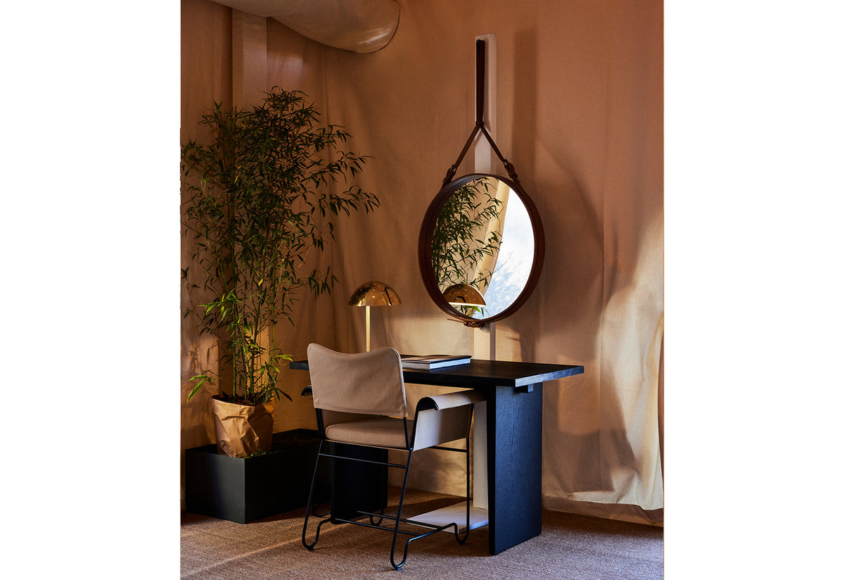 9209 Table Lamp, Paavo tynell, Gubi