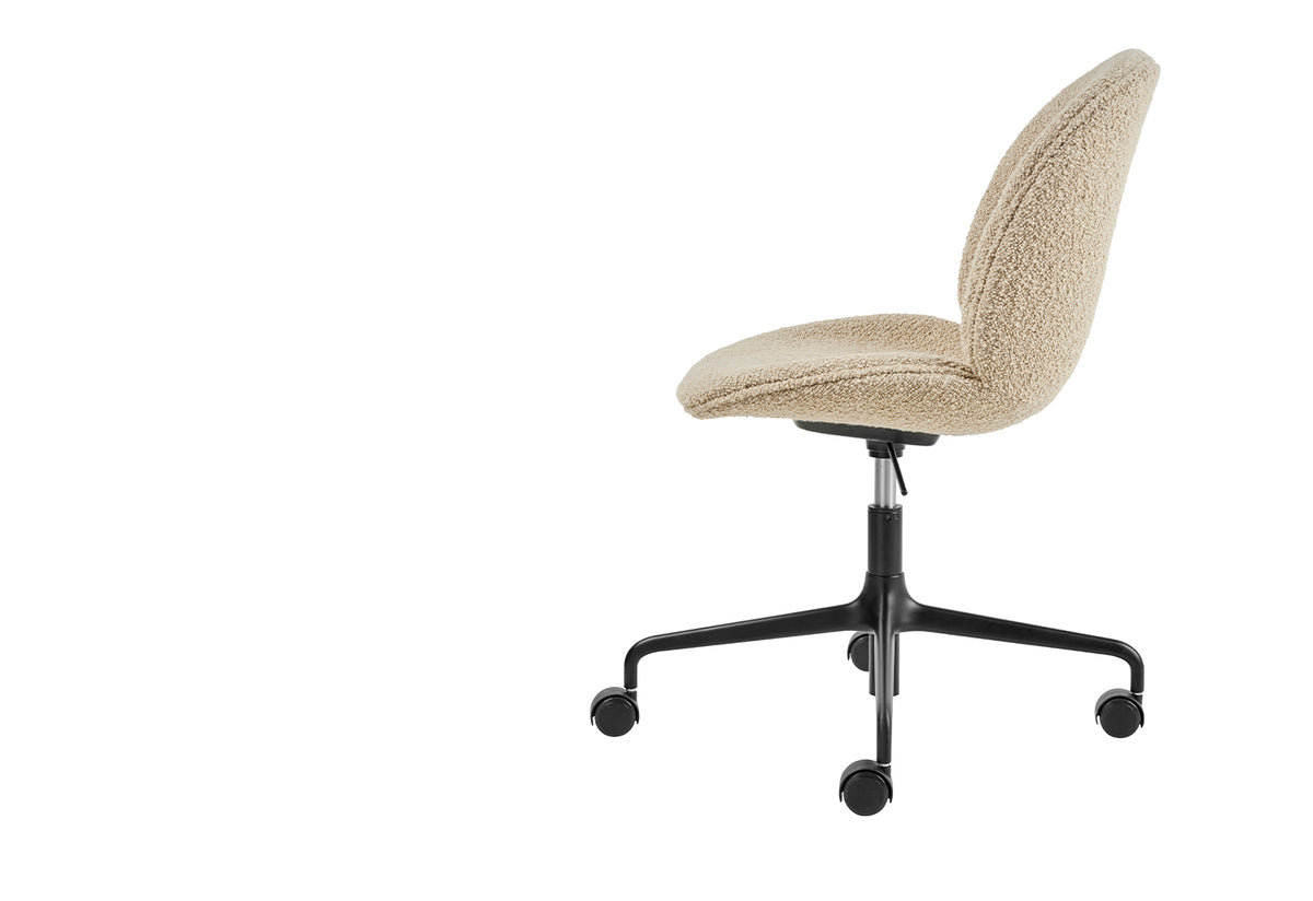 Beetle Meeting Chair | Height Adjustable, Gamfratesi, Gubi