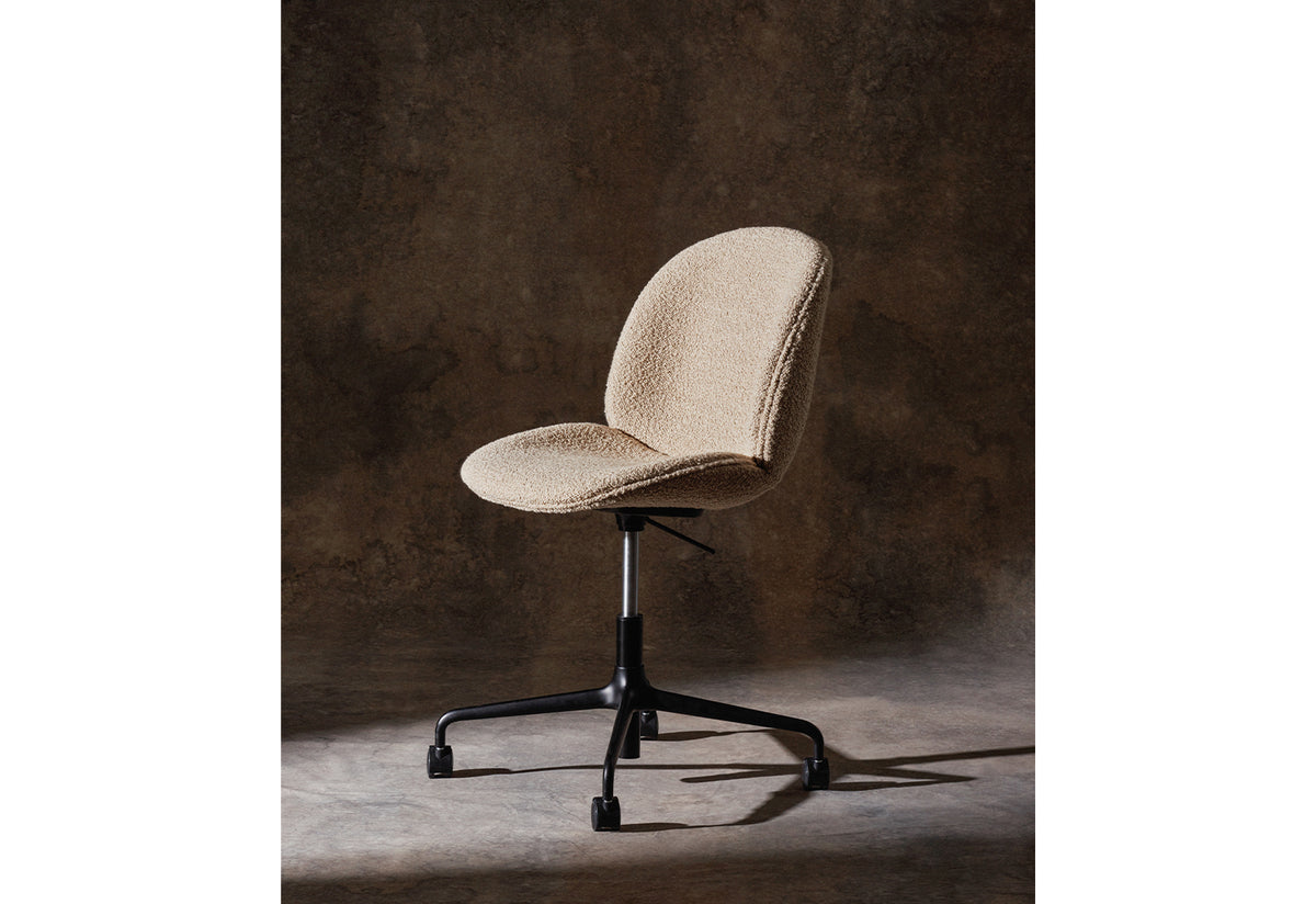 Beetle Meeting Chair | Height Adjustable, Gamfratesi, Gubi