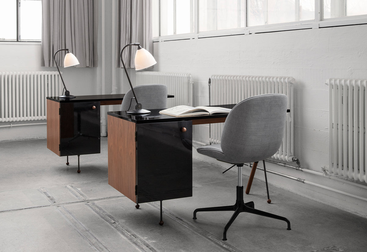 Beetle Meeting Chair | Height Adjustable, Gamfratesi, Gubi