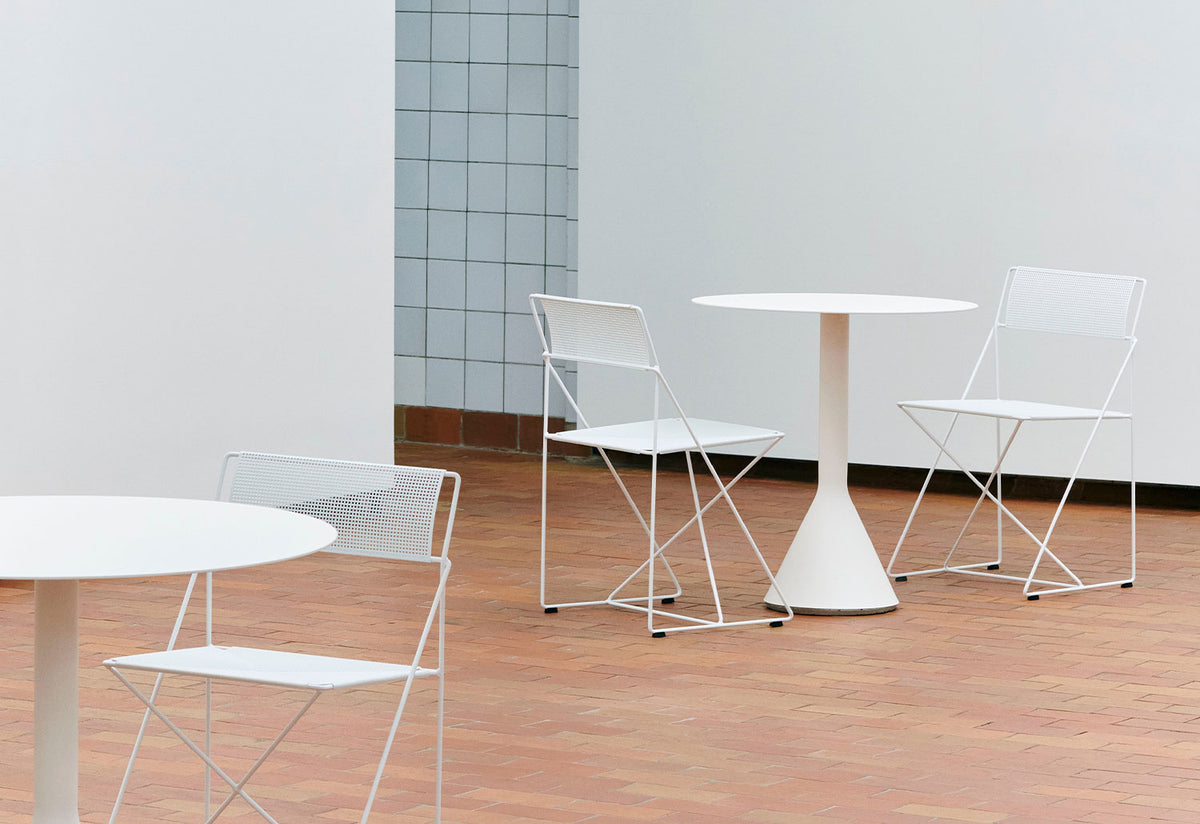 Palissade Cone Table, Ronan and erwan bouroullec, Hay