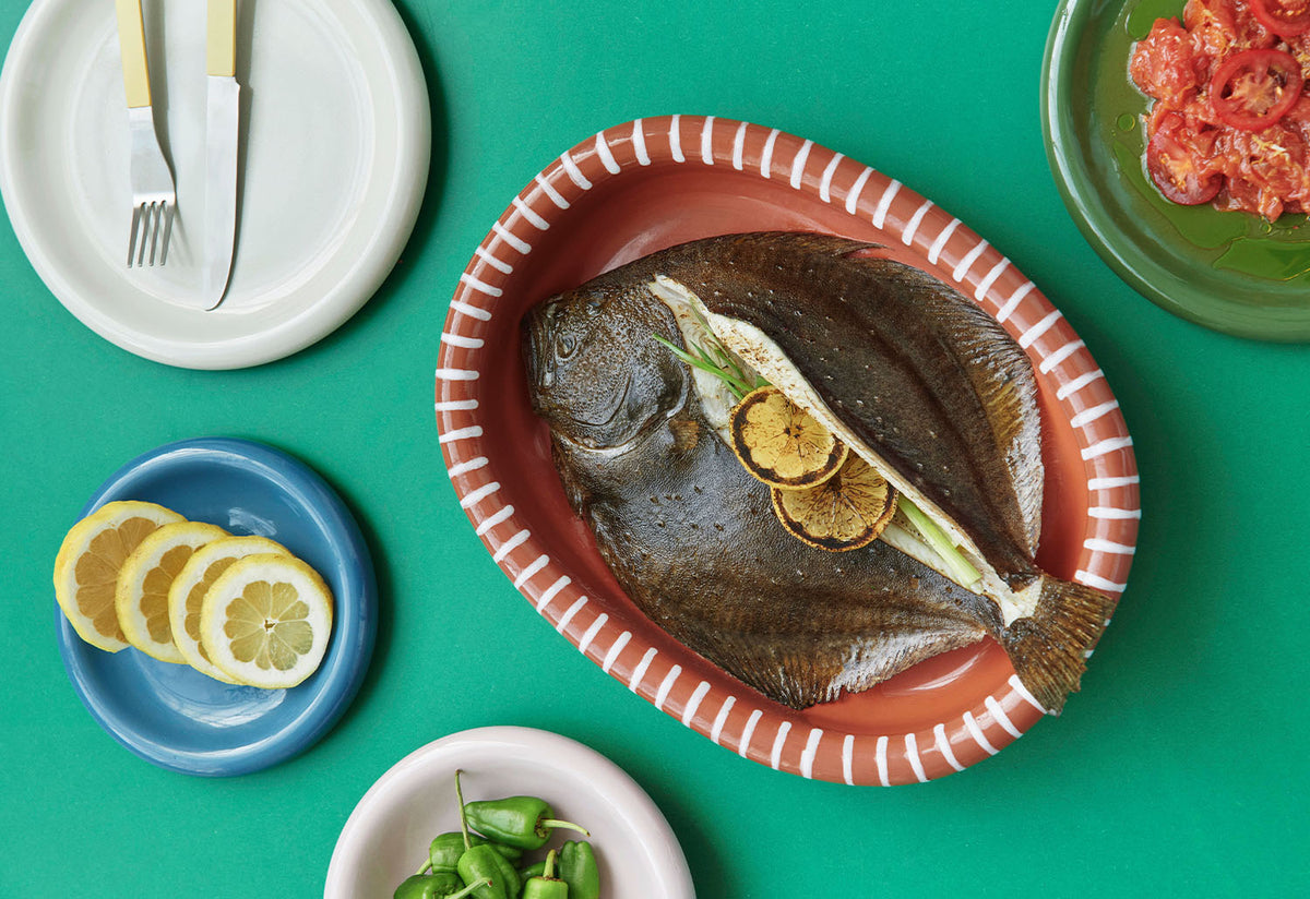 Barro Oval Dish, Rui pereira, Hay