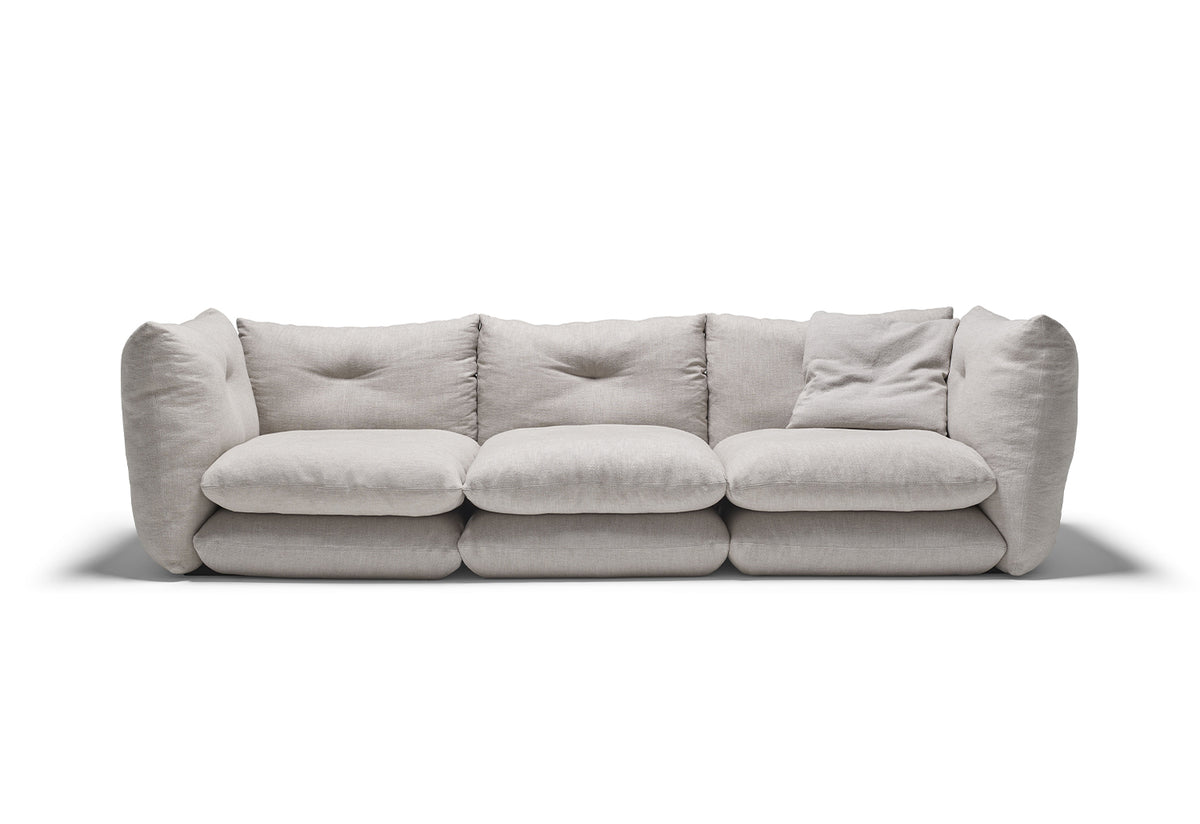 Pillo Three-Seat Sofa, Willo perron, Knoll