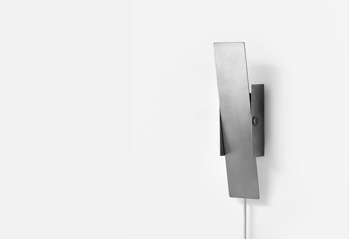 Pivoting Wall Lamp, Moebe