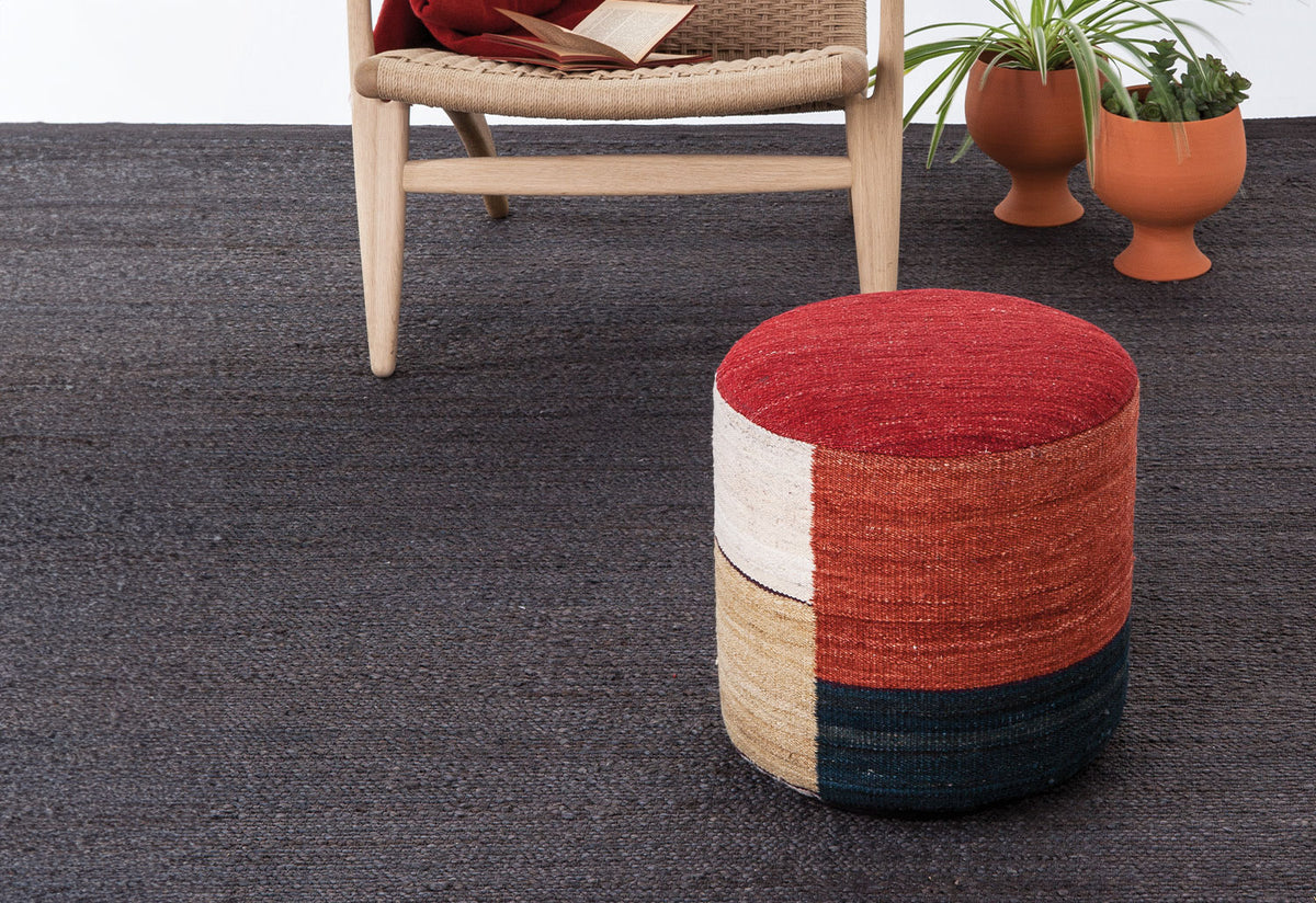 Kilim Pouf, Nani maquina + marcos catalán, Nanimarquina