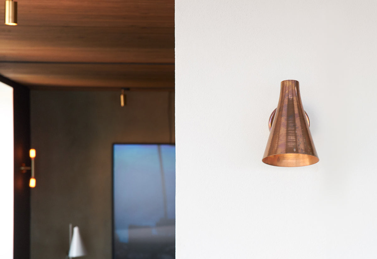 Hunter Outdoor Wall Lamp, Niclas hoflin, Rubn