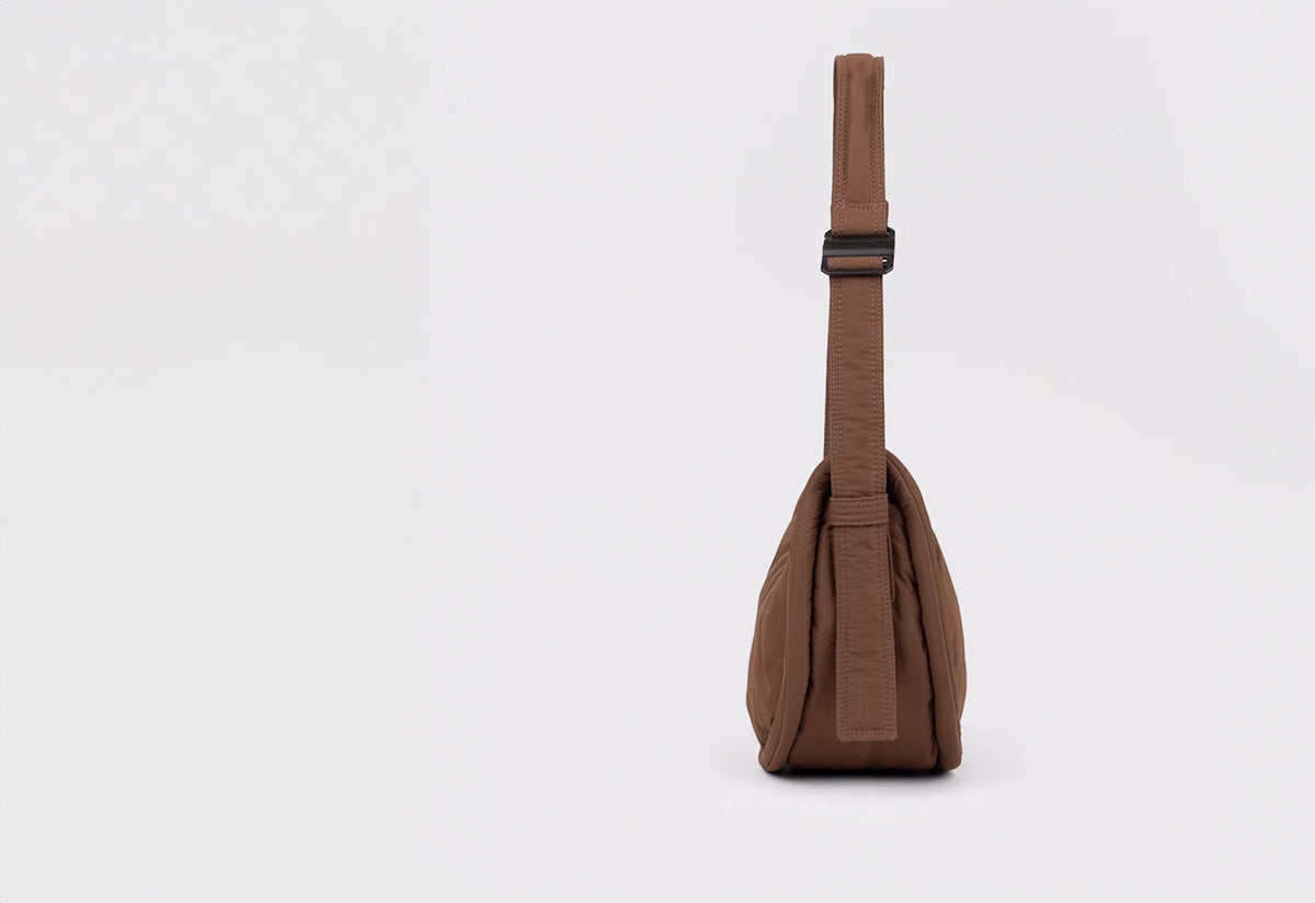 Curve Half Moon Bag, Sandqvist