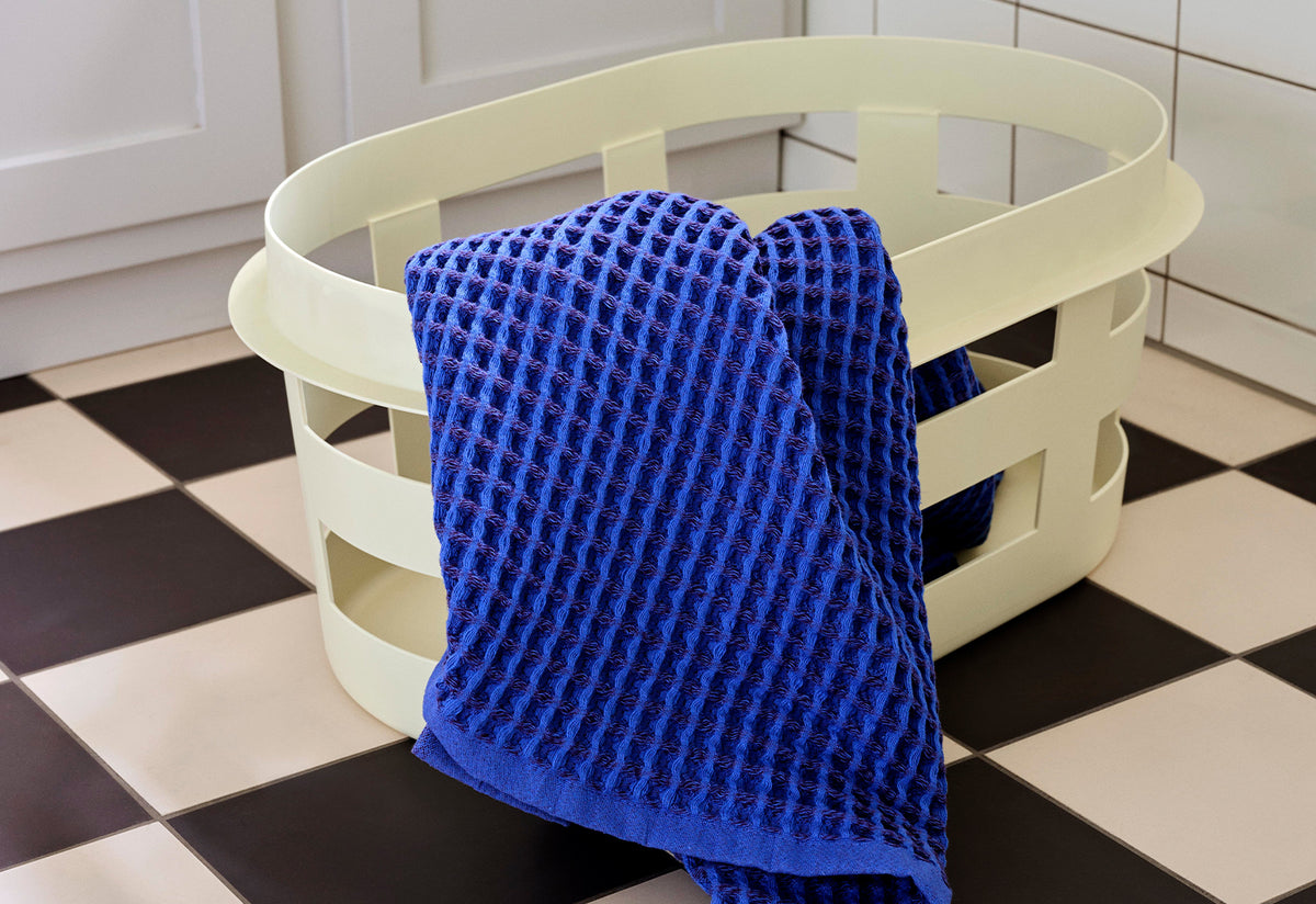 Laundry Basket, Big game, Hay