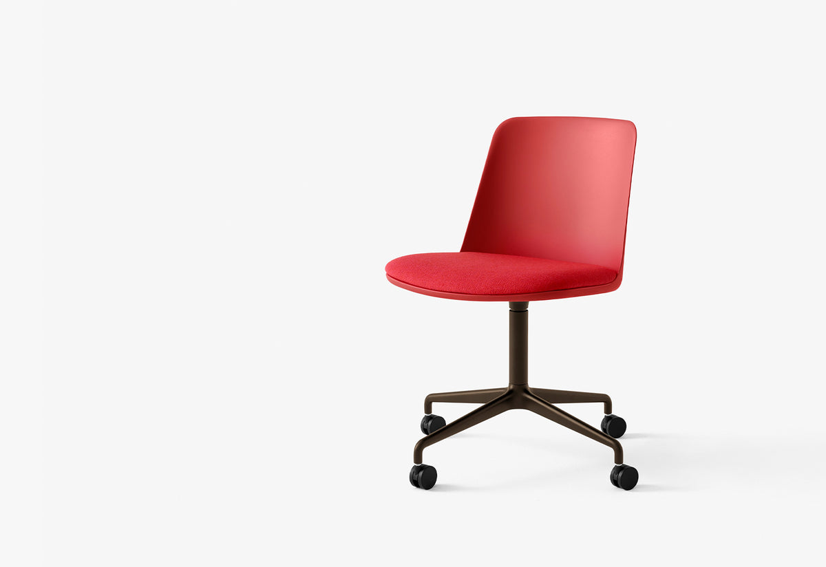 Rely Swivel Chair | Castors | Upholstered Seat, Hee welling, Andtradition