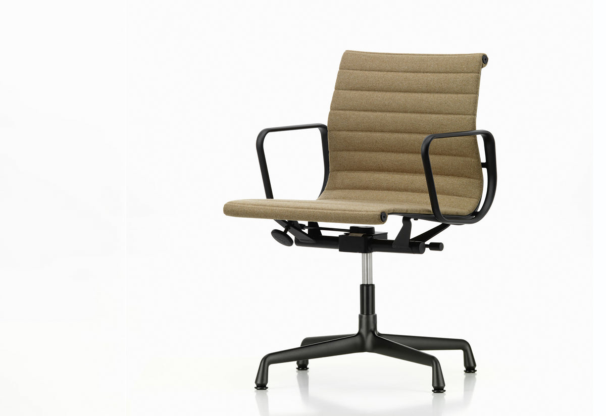 Eames EA 132 Chair, Charles and ray eames, Vitra