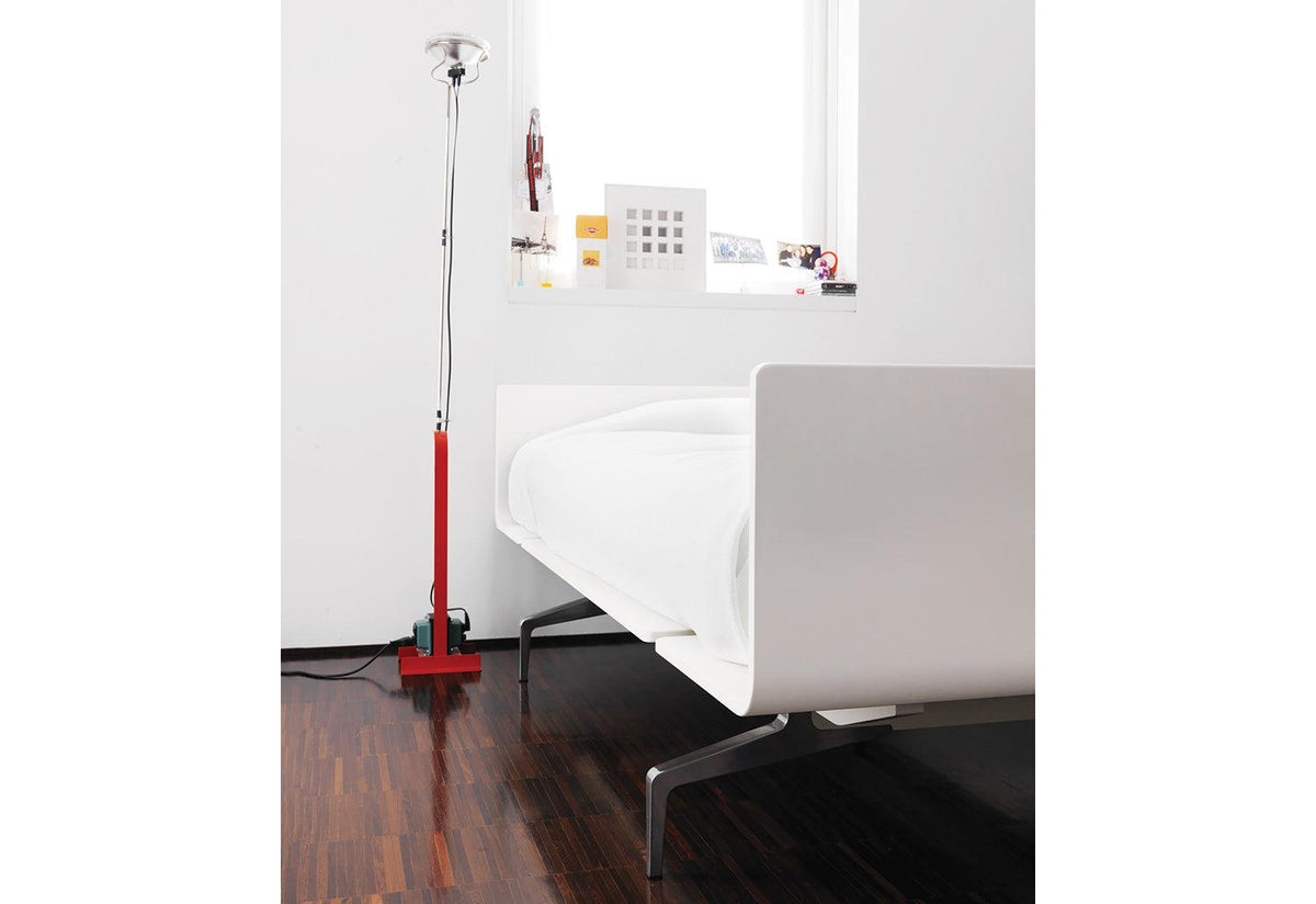 Legnoletto Bed, Alfredo häberli, Alias