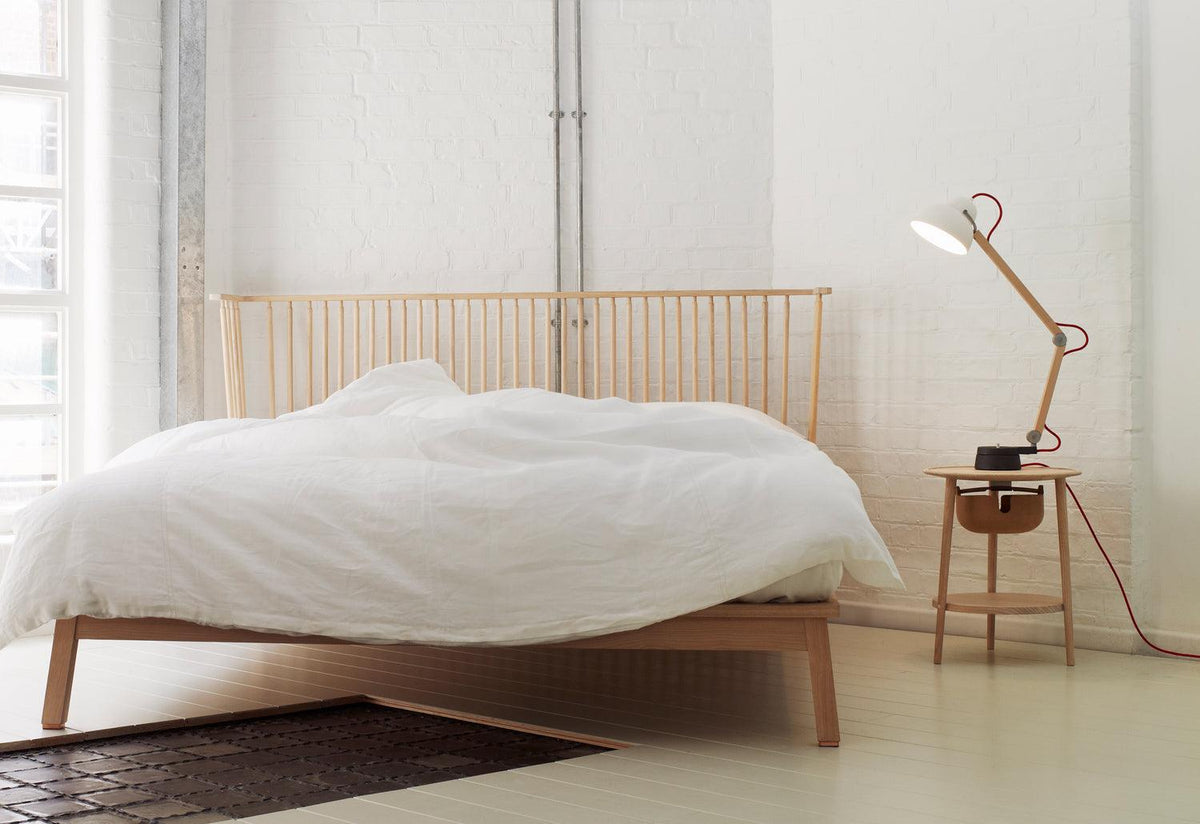 Companions Bedside Table, Ilse crawford, De la espada