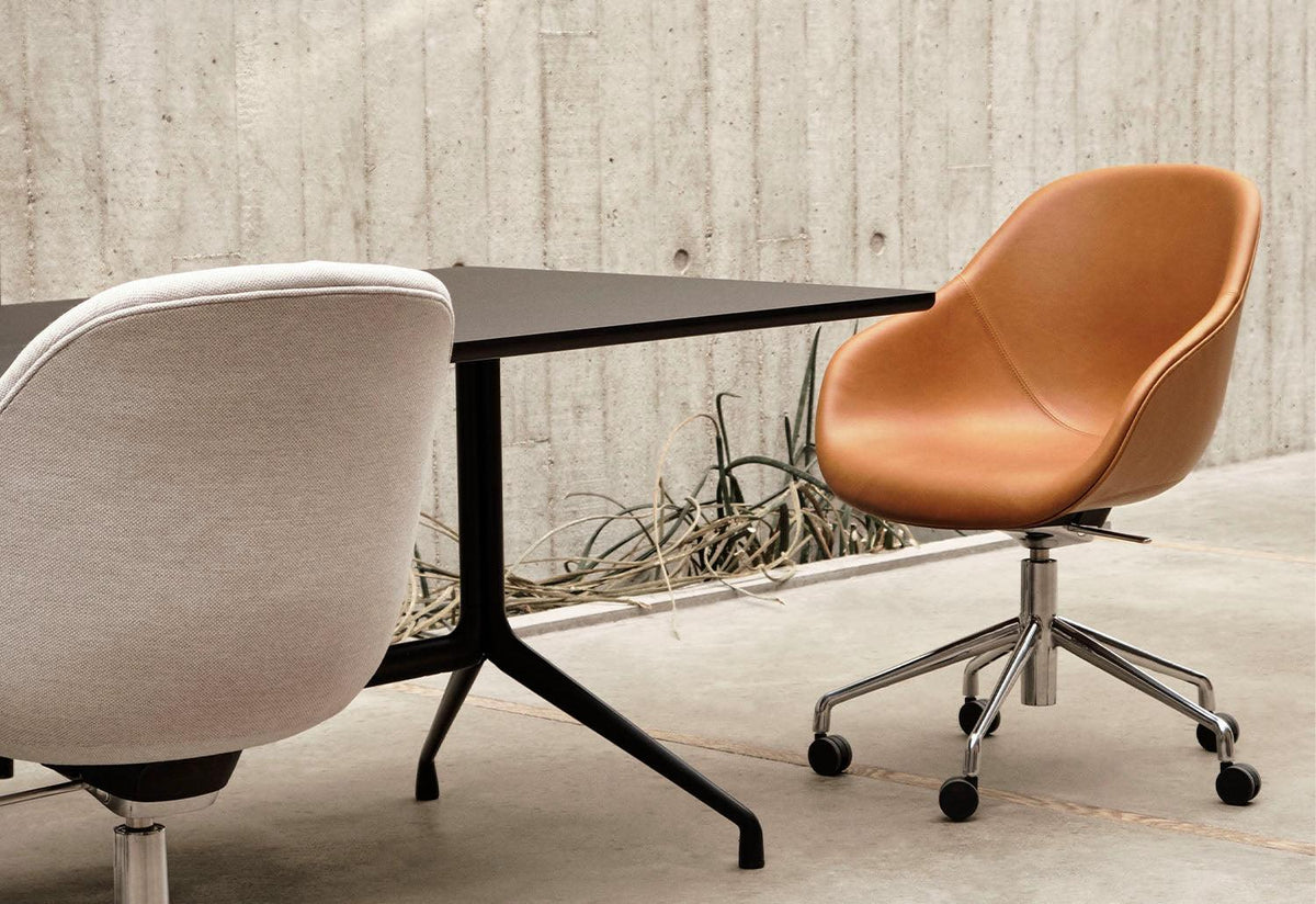 AAC 155 Chair, Hee welling, Hay