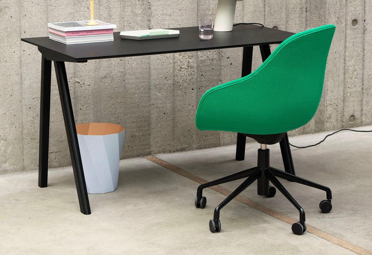 AAC 155 Chair, Hee welling, Hay