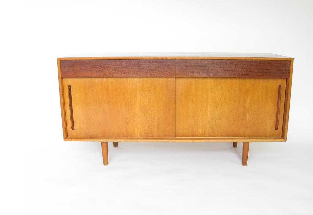 Robin Day Hilleplan cabinet | 1952