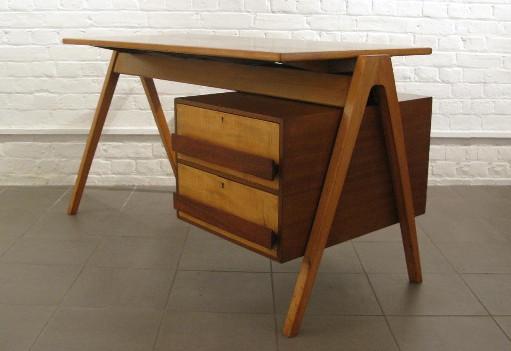 Robin Day | Hillestak desk | 1950