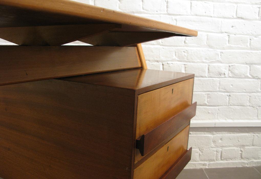 Robin Day | Hillestak desk | 1950