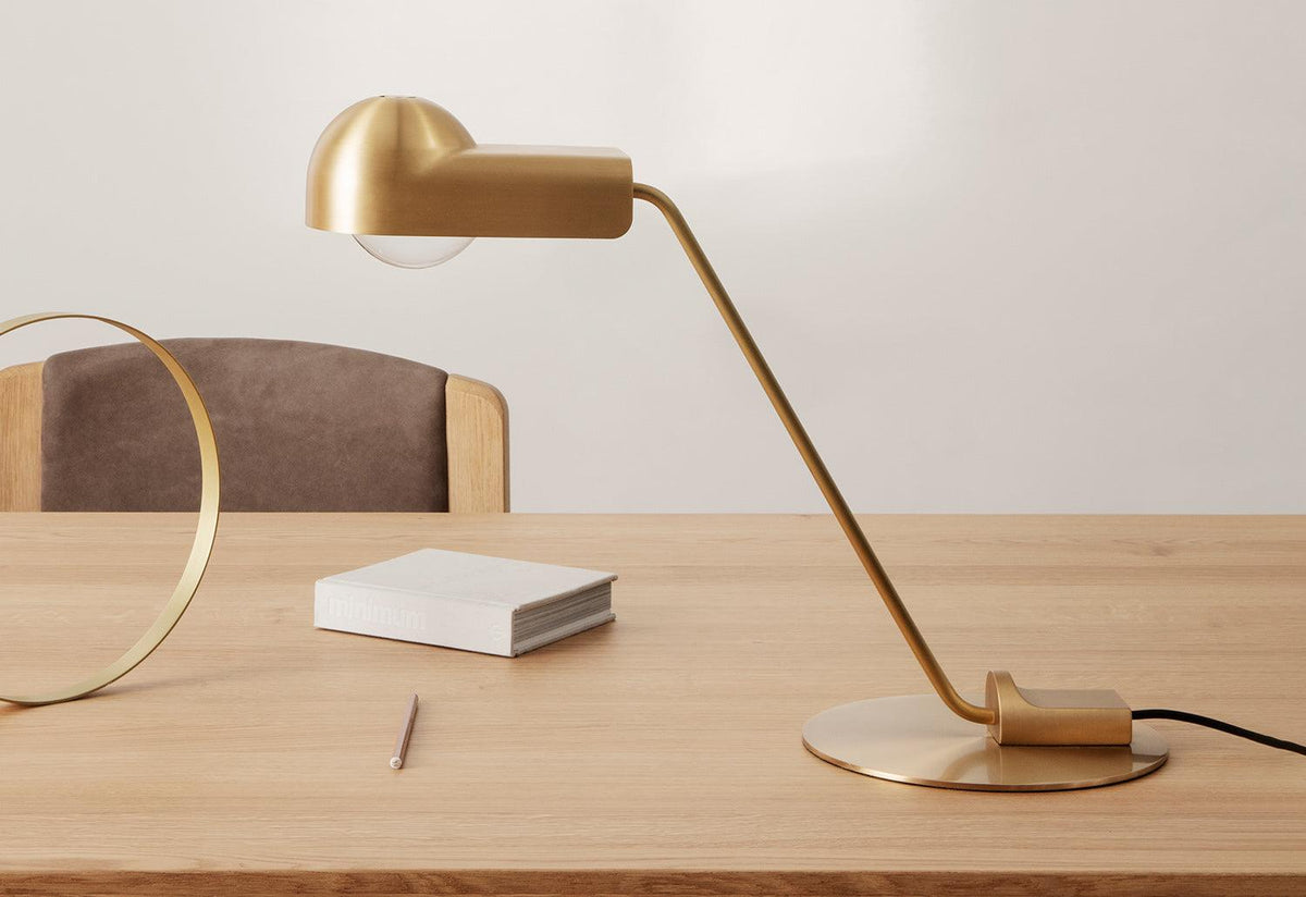 Domo Table Lamp, Joe colombo, Karakter