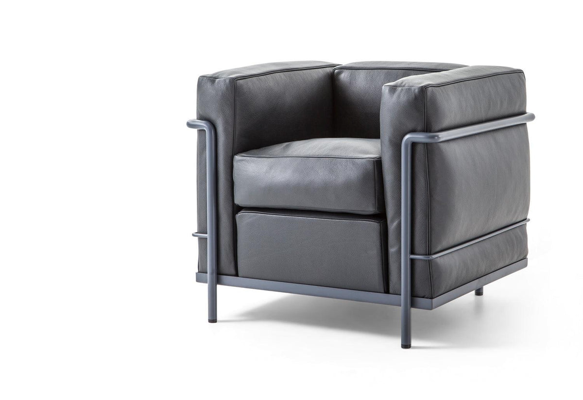 Cassina on sale lc2 chair