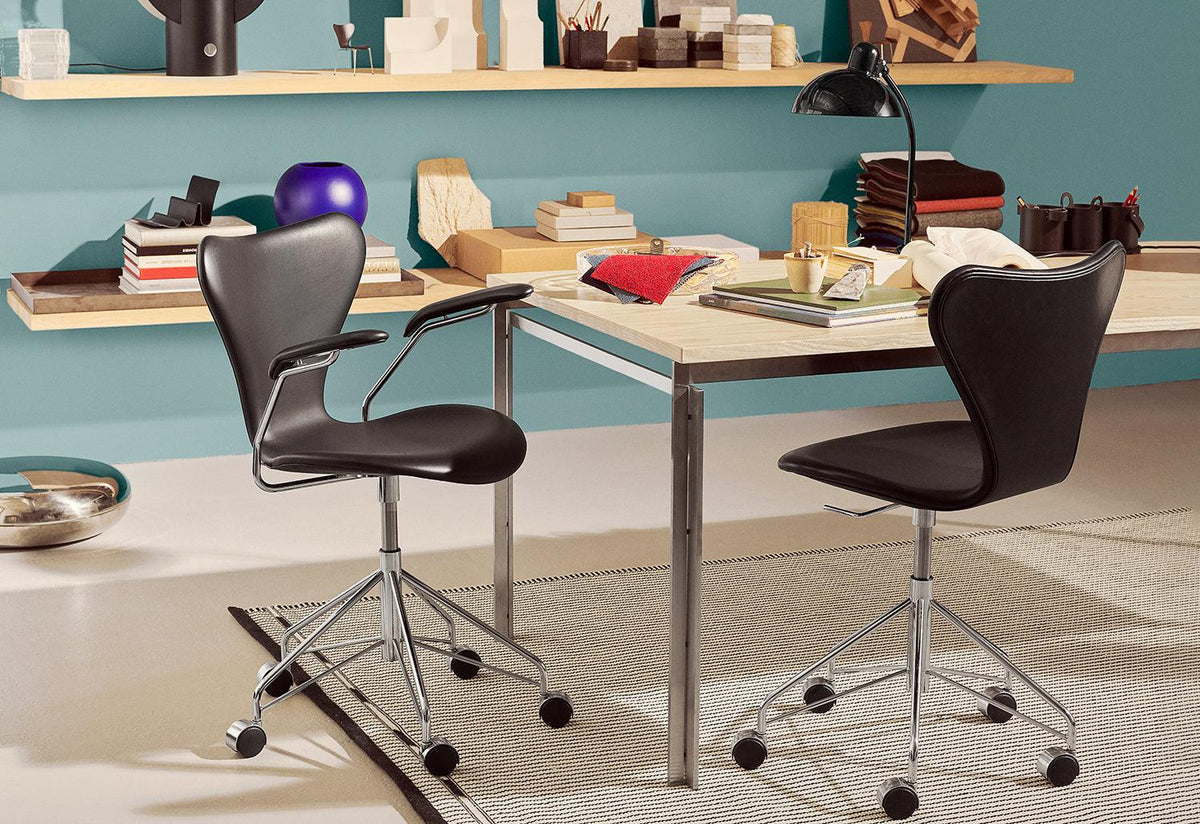 Kaiser Idell Table Lamp, Christian dell, Fritz hansen