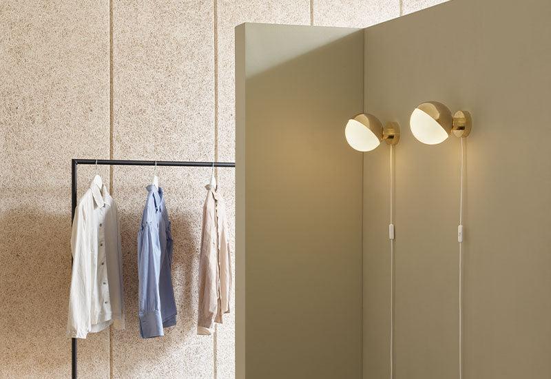 VL Studio Wall Light