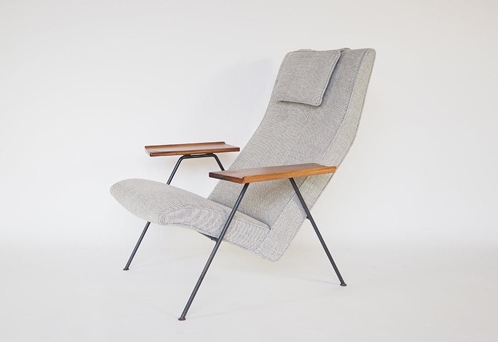 Robin Day Reclining chair
