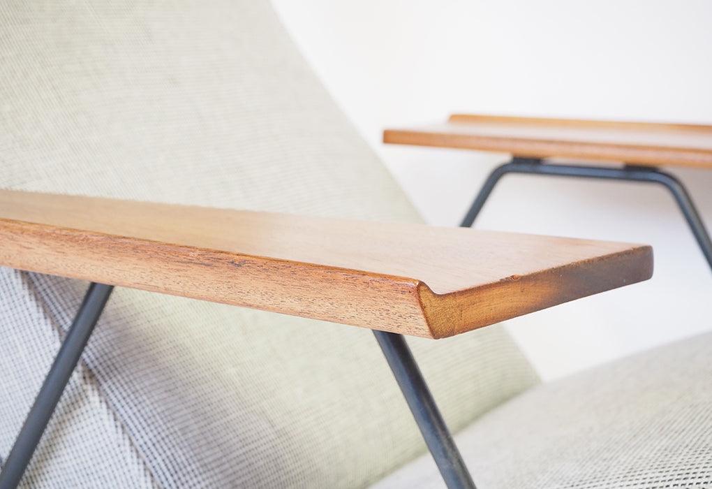 Robin Day Reclining chair