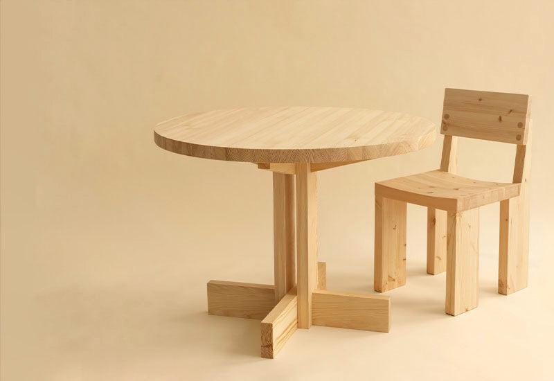 The 001 Dining Table with the 001 Dining Chair. Both products designed by Fredrik Paulsen for Vaarnii.