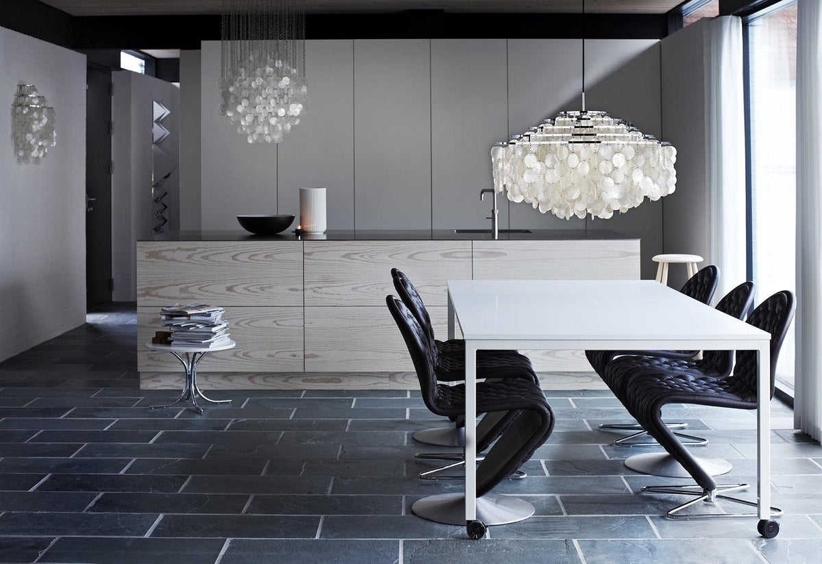 Panton 2024 fun lamp