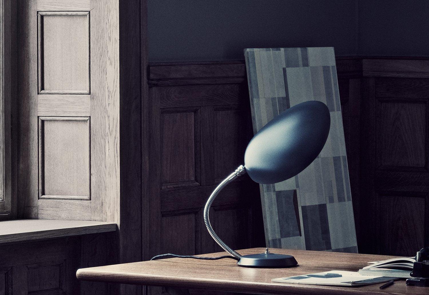 Cobra Table Lamp