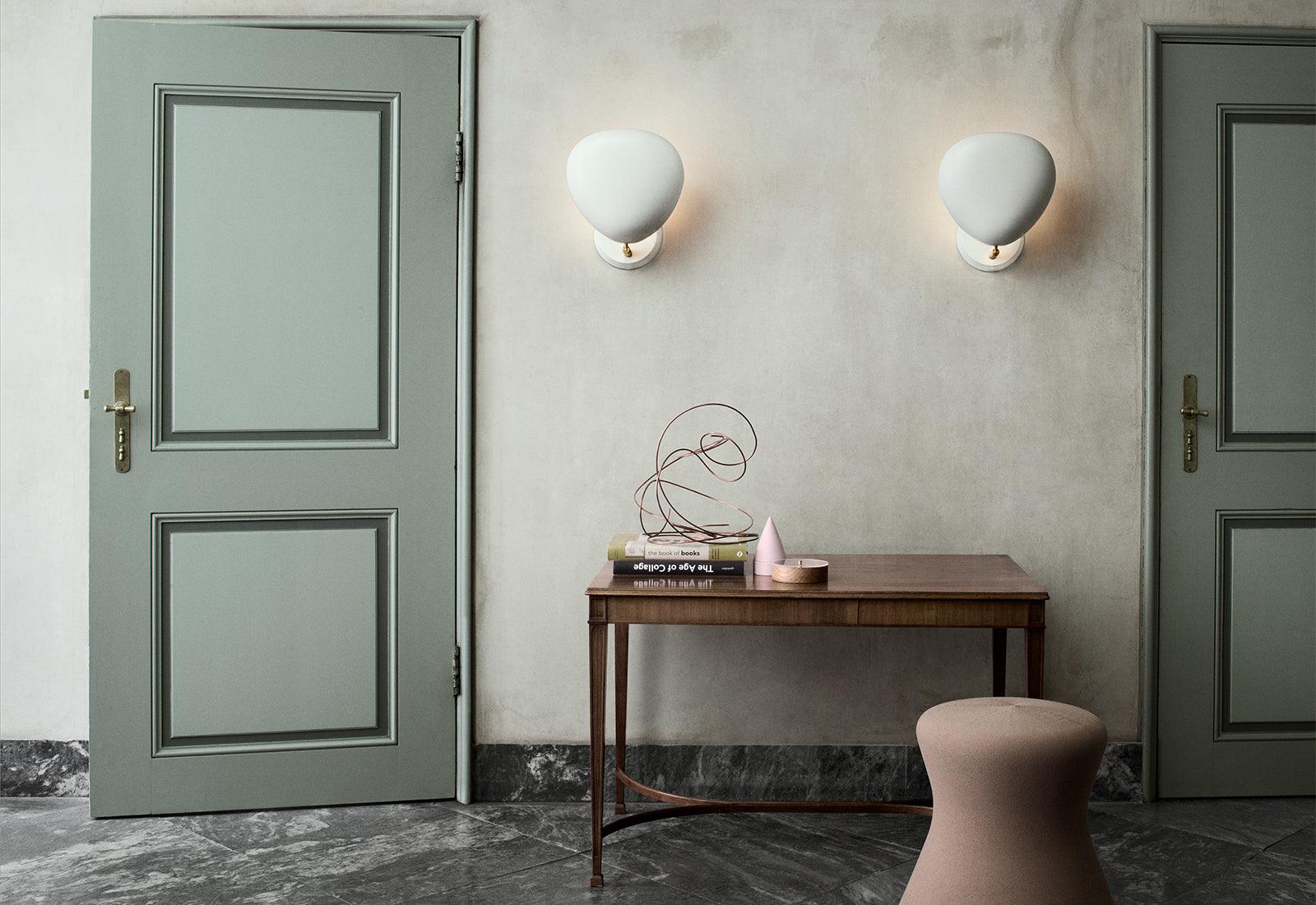 Cobra Wall Light