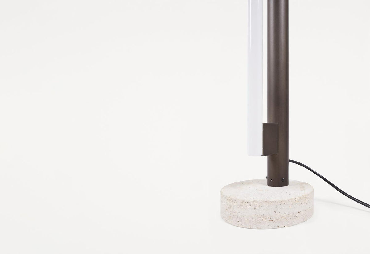 Eiffel Floor Light, Kroyer saetter lassen, Frama