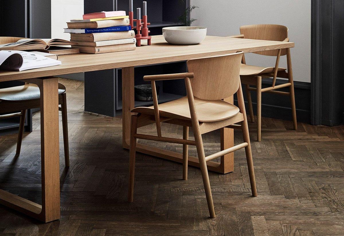 Essay Table, Cecilie manz, Fritz hansen
