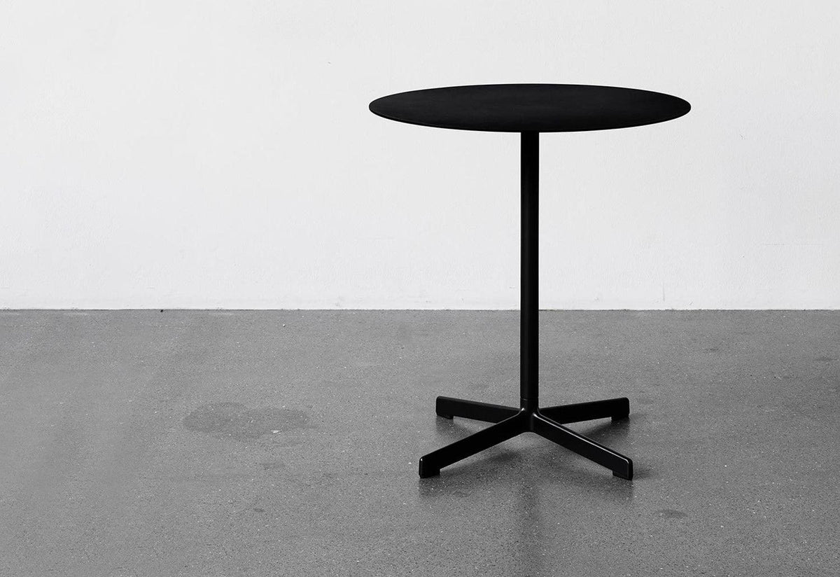 Neu Table, Hay studio, Hay