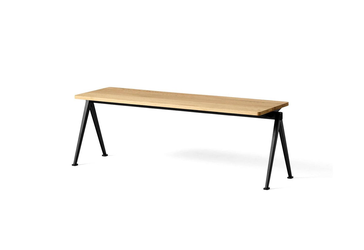 Pyramid Bench, Friso kramer & wim rietveld, Hay
