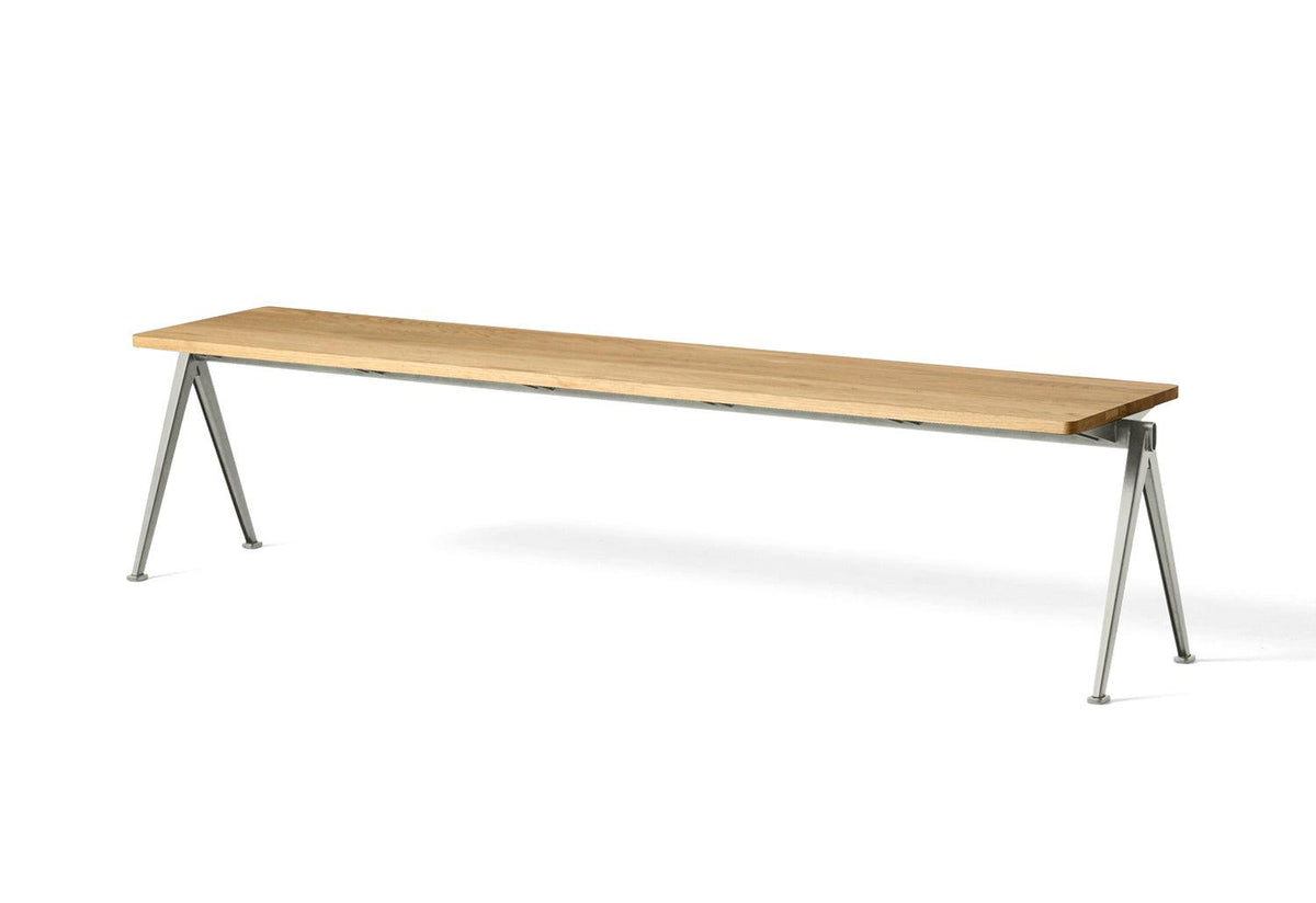 Pyramid Bench, Friso kramer & wim rietveld, Hay