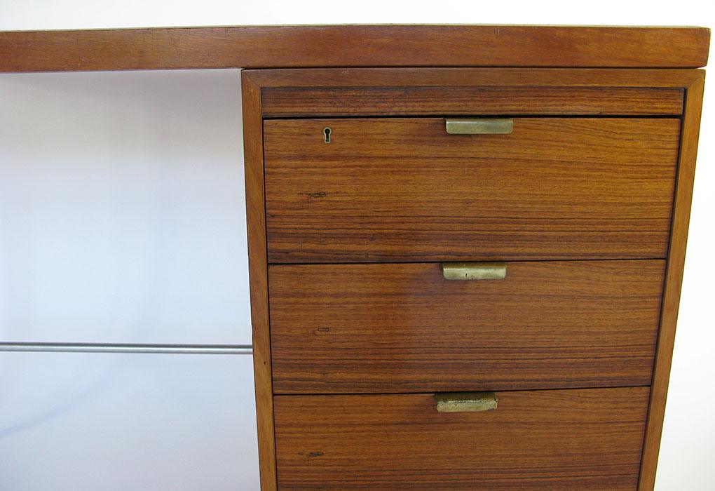 Hilleplan junior desk | 1952