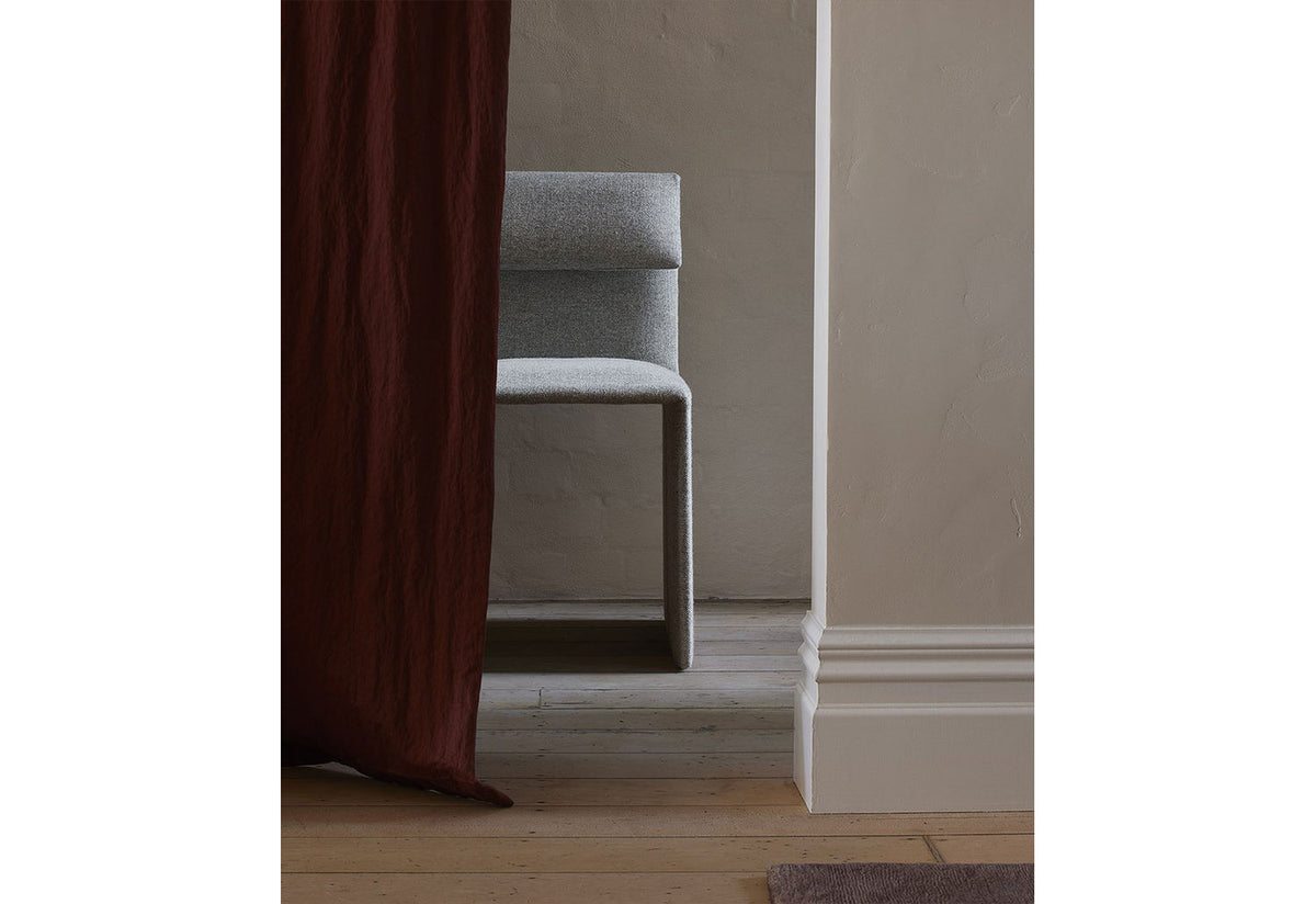 Sacha Chair, Philippe malouin, Resident